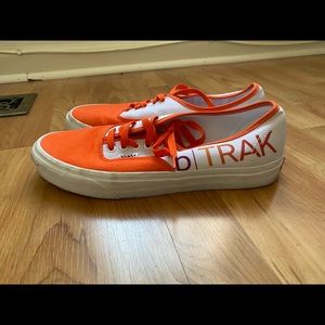 CLEAN Vans Mens Ultra Cush Pro White/ Orange Suede low top skate shoe size 9.5